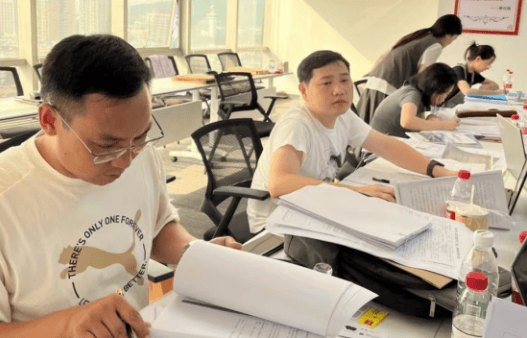 中級(jí)職稱申報(bào)條件不達(dá)標(biāo)？這些提升方法或許能幫到你